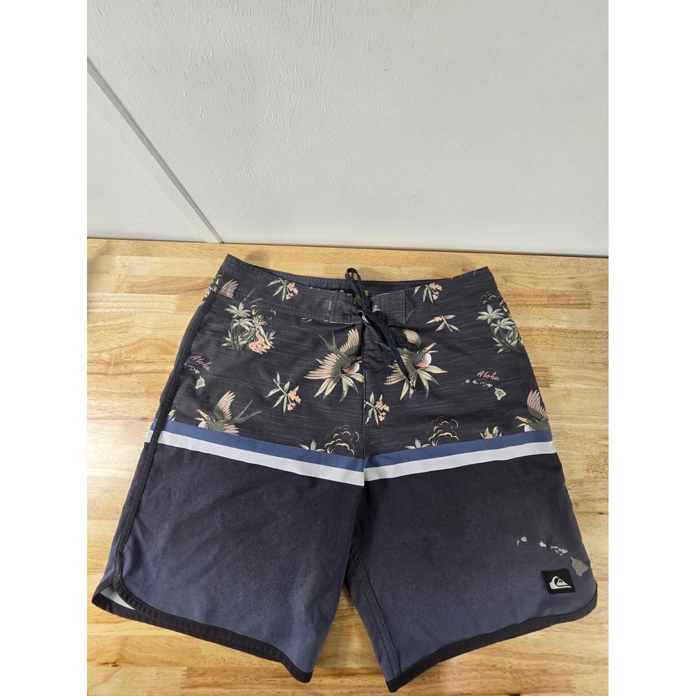 Quiksilver Highline Boardshorts size 34 Aloha Hawaii Surf Swim Trunks‎